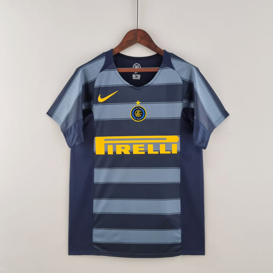 Retro 04/05 Inter Milan Third Kit