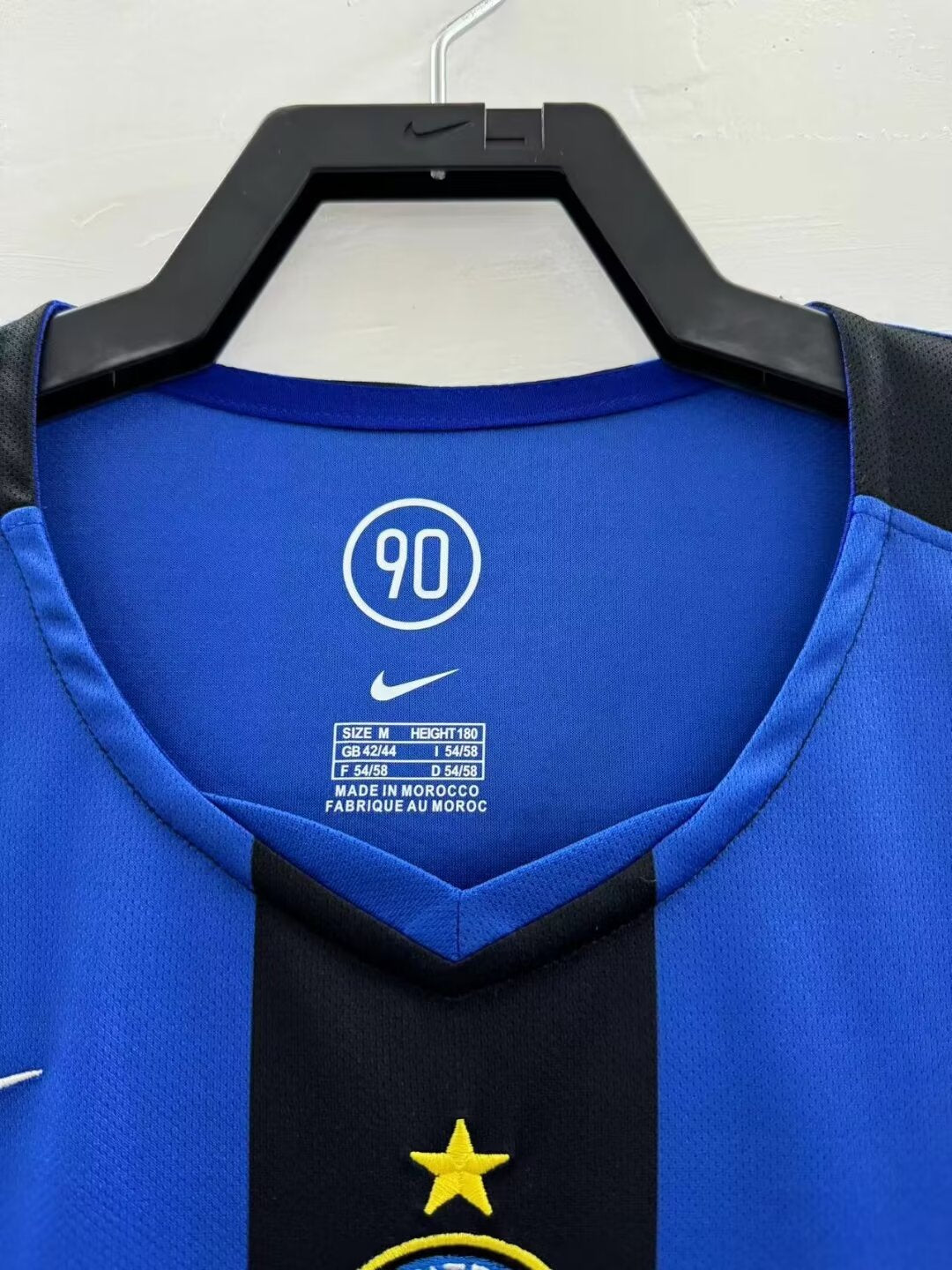 Retro 2004/05 Inter Milan Home Kit