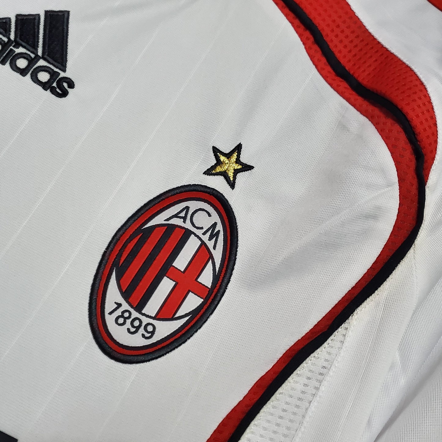 Retro AC Milan 2006-2007 Champions League Final Away Kit