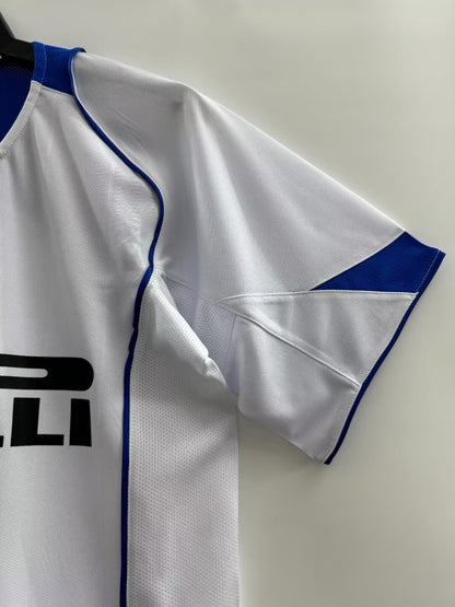 Retro 2004/05 Inter Milan Away Kit