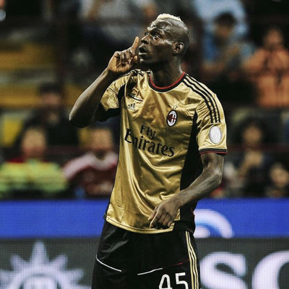 Retro 2013/2014 AC Millan third kit
