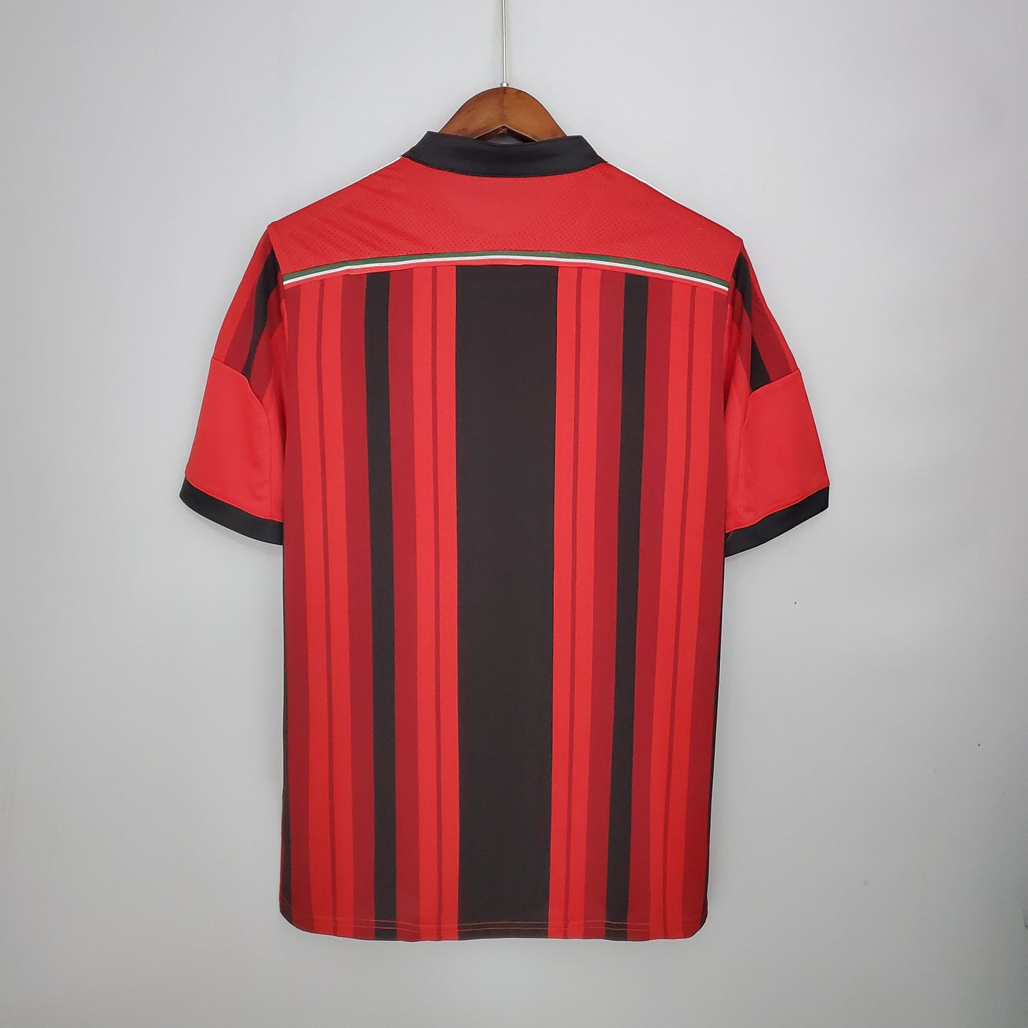 Retro 2014-15 Home Kit
