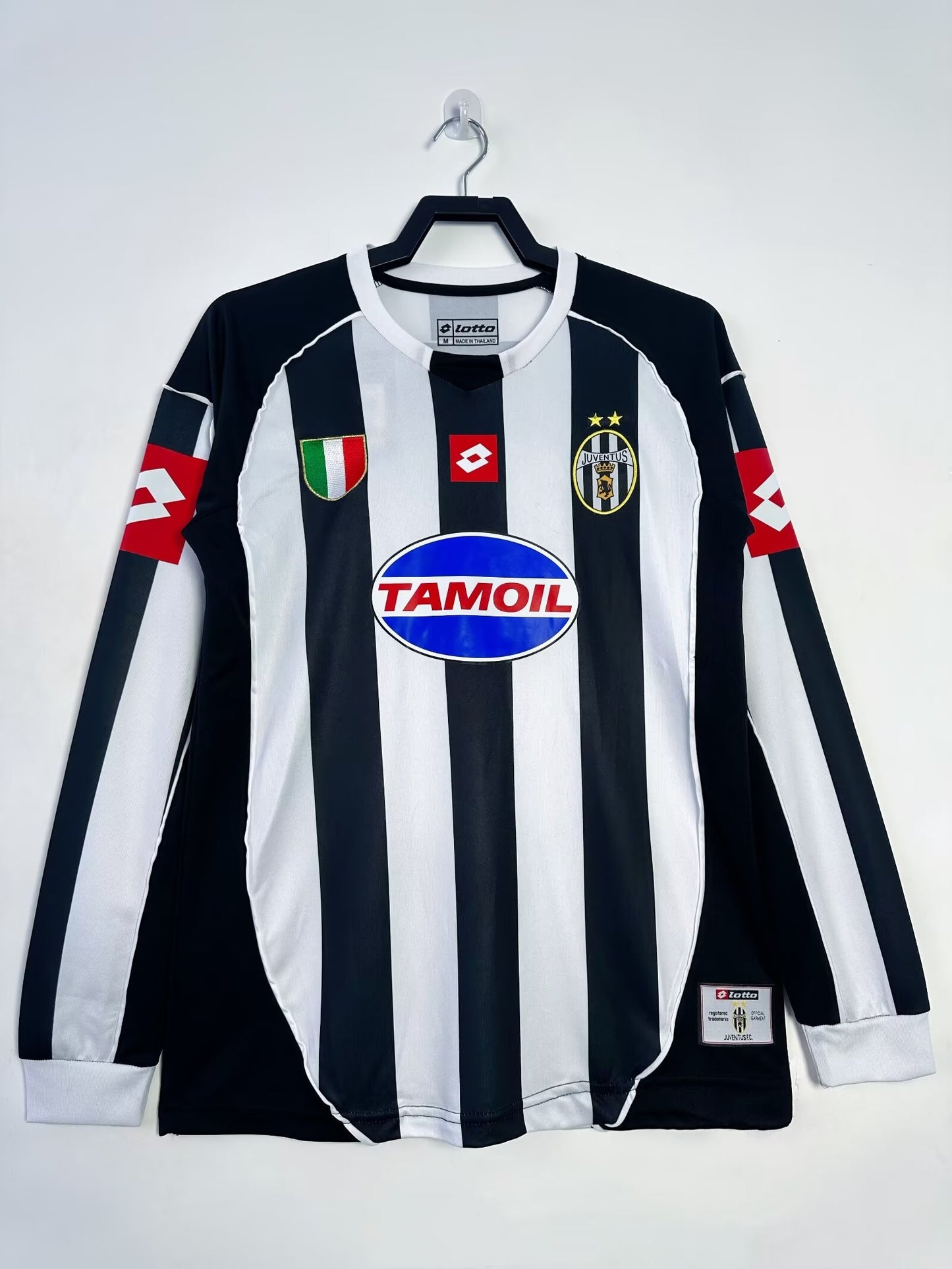 Long Sleeved Retro Juventus 2002/2003 Champions League Home Kit