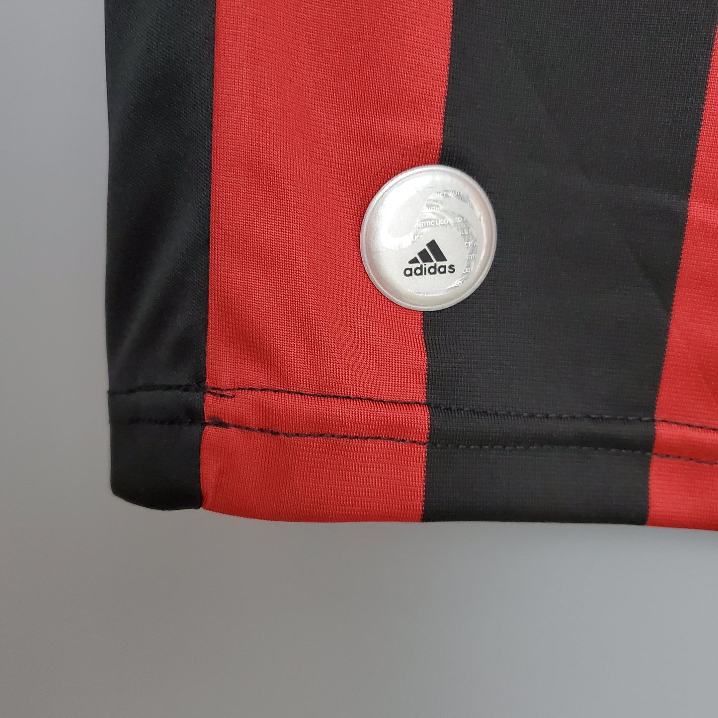 Retro AC Milan 2009-10 Home Kit