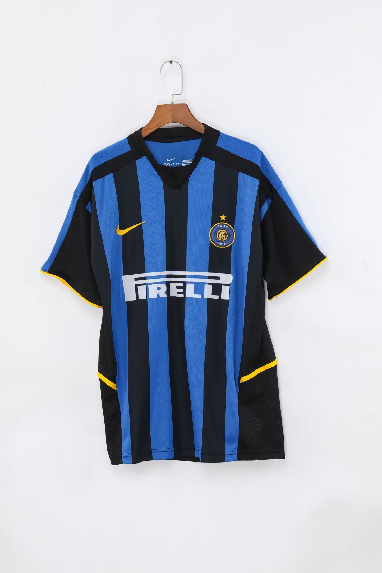 Retro 02/03 Inter Milan Home Kit