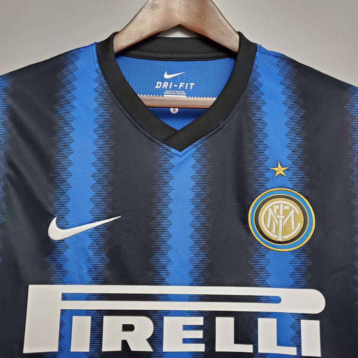 Retro Inter Milan 10/11 Home Kit