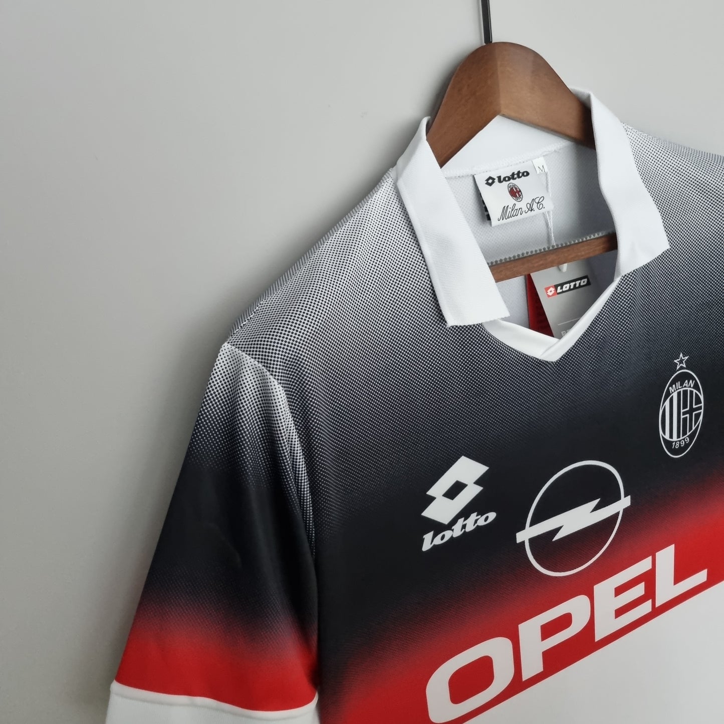 Retro AC Milan 95/96 Training Black and White Kit