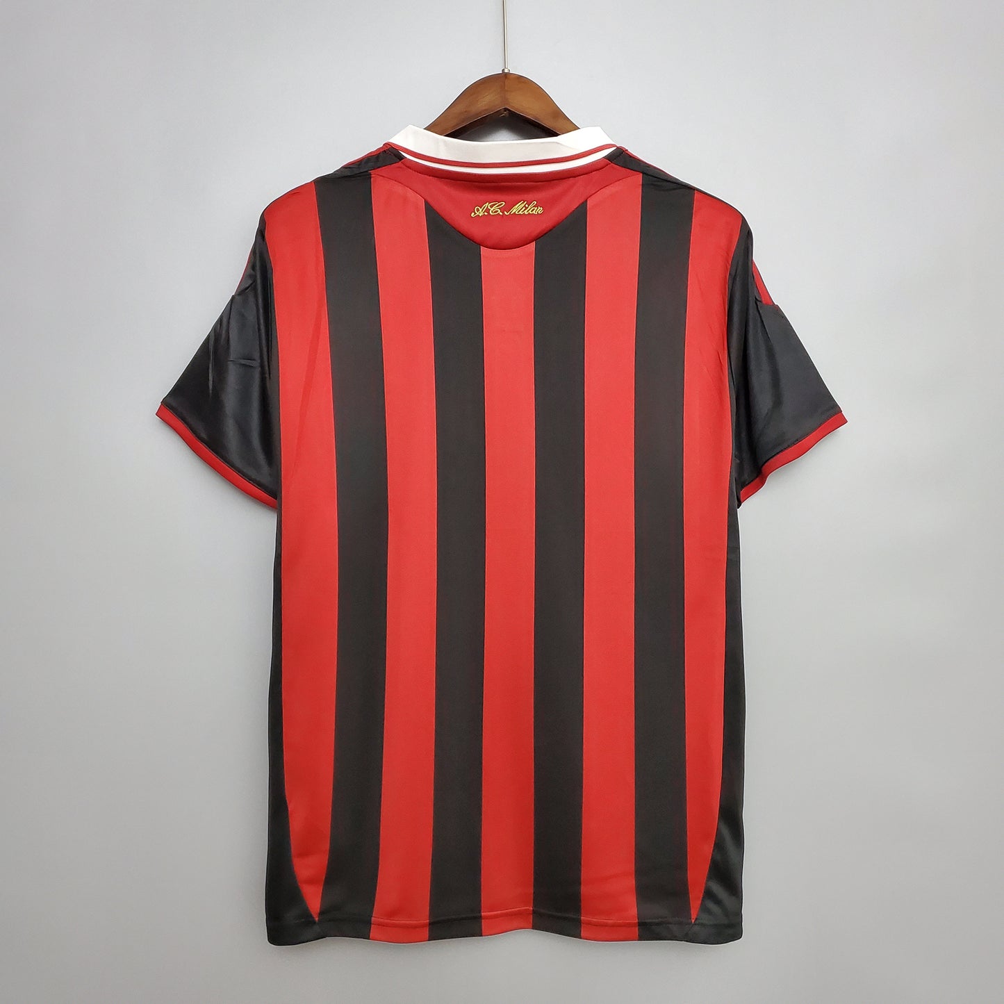 Retro AC Milan 2009-10 Home Kit