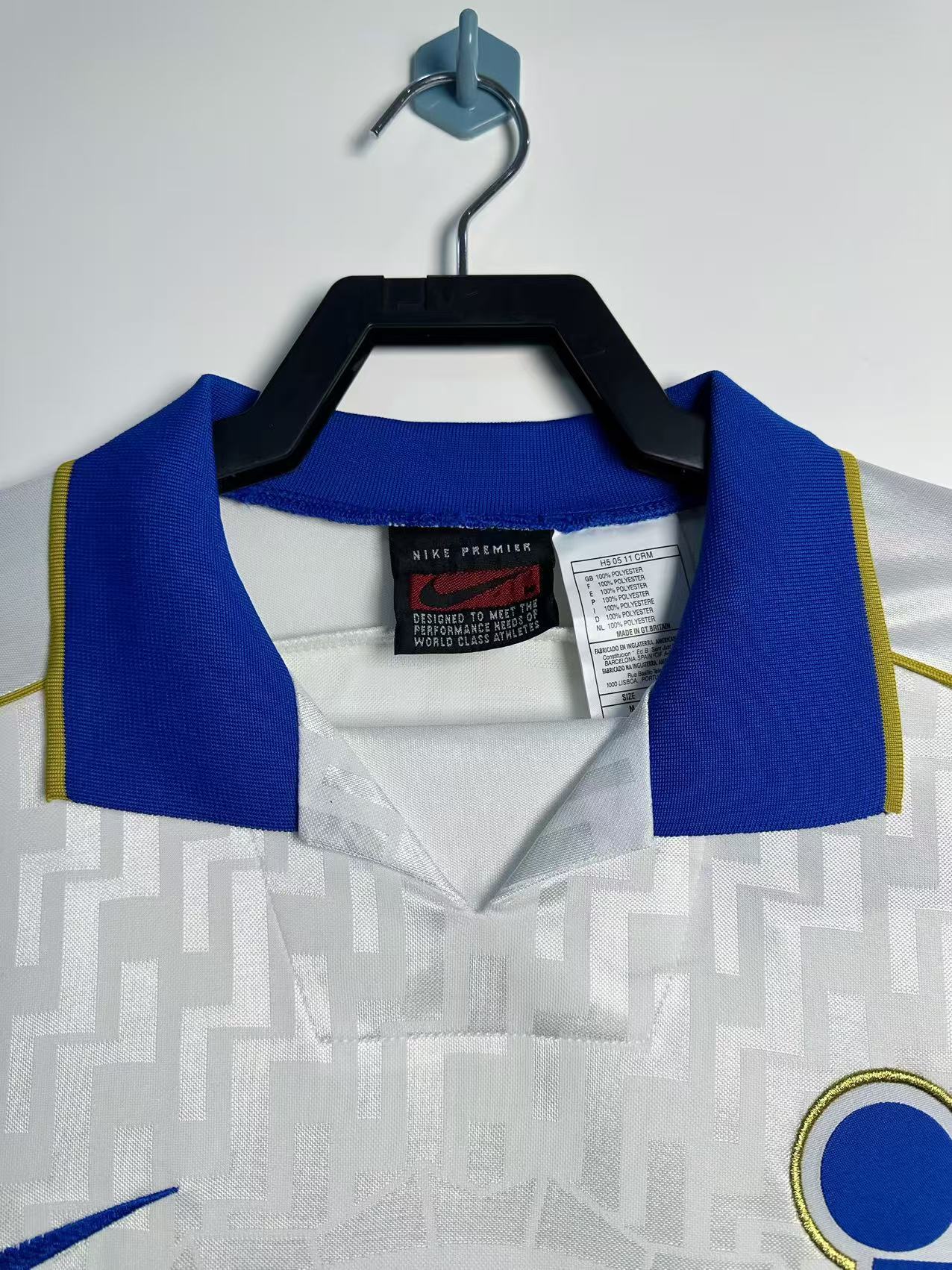 Retro Italy 1995 Away Kit