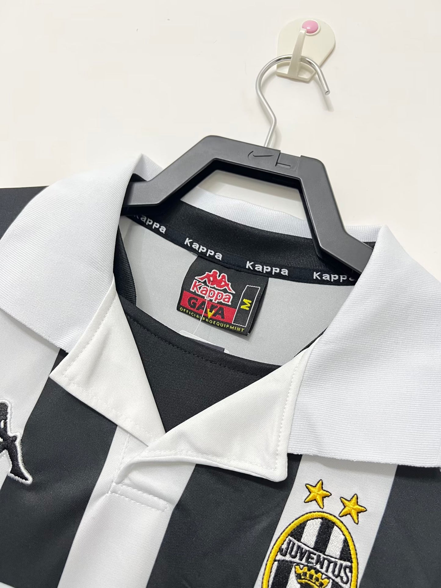 Retro Juventus 99/00 Home Kit