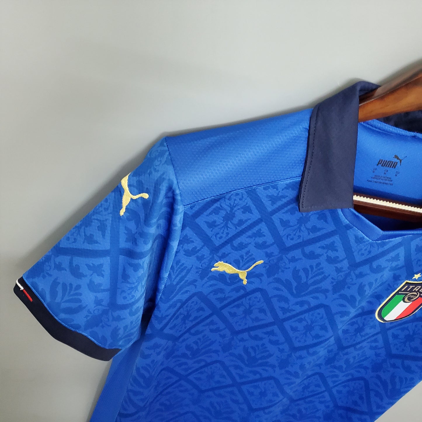 Retro Italy 2020 Home Kit