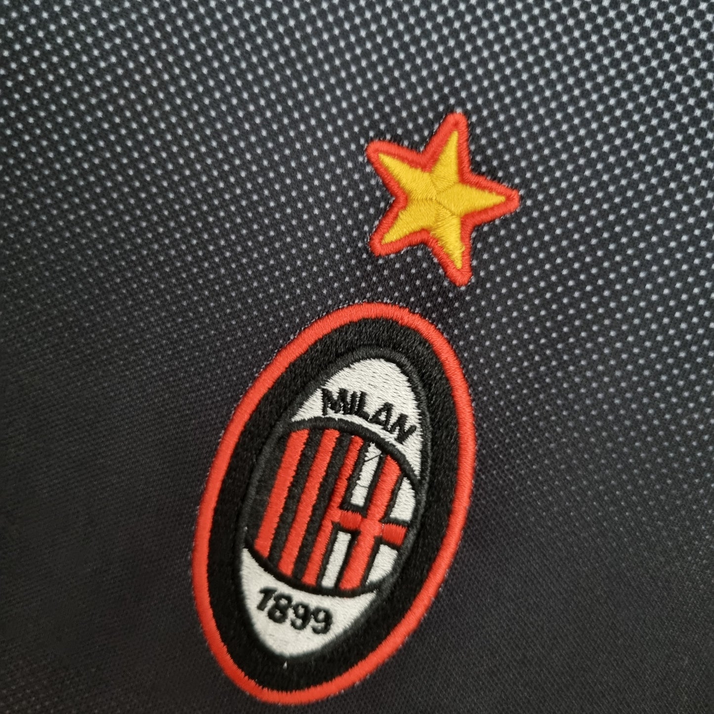 Retro AC Milan 95/96 Training Black Kit