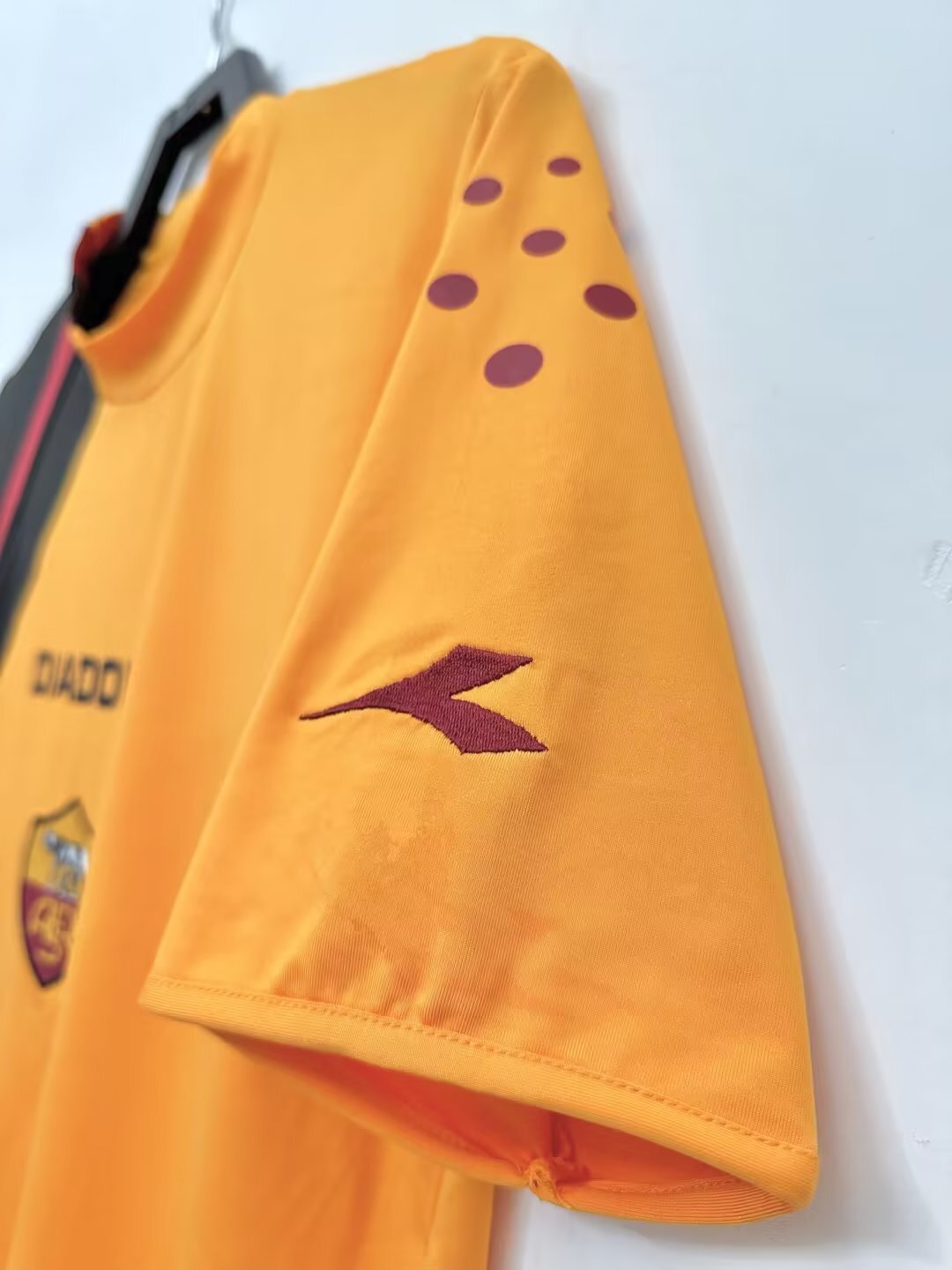 Retro Roma 05/06 Third Kit