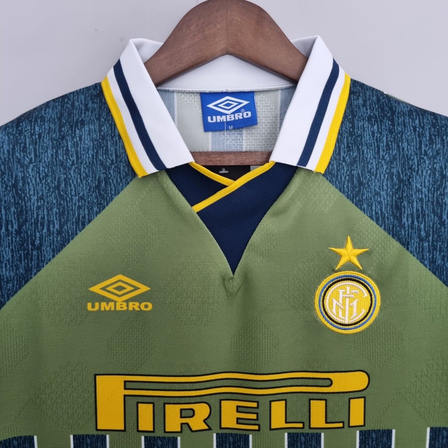Retro Inter Milan 95-96 Third Kit