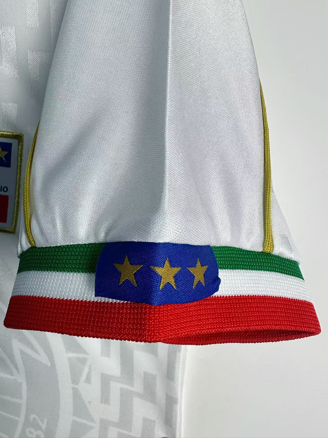 Retro Italy 1995 Away Kit